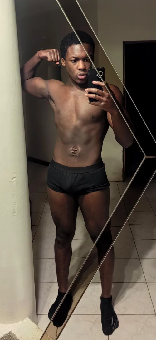 [18] looking for a partner Thumbnail