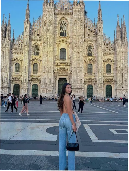 18f looking for someone Thumbnail