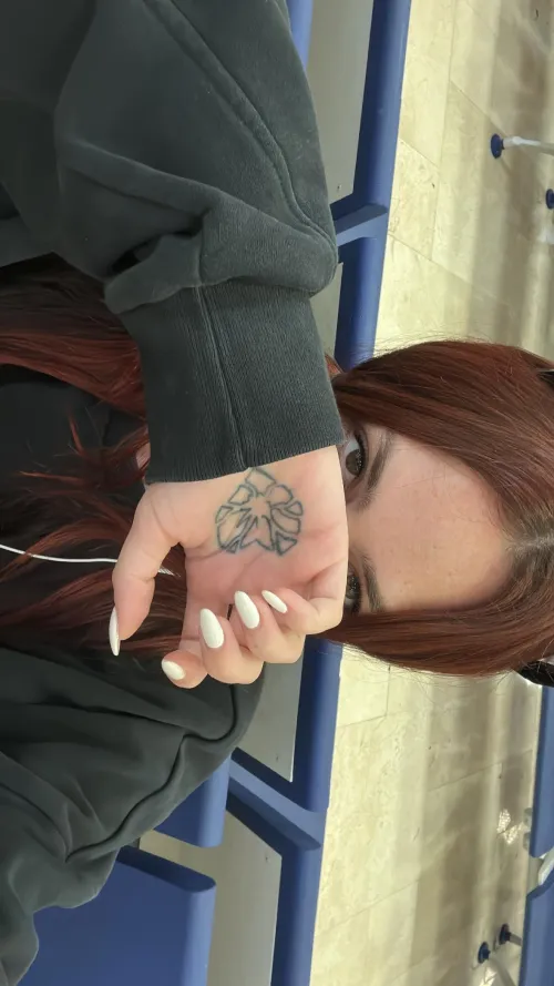 19F Anyone down for fun tonight? Had too much wine. Thumbnail