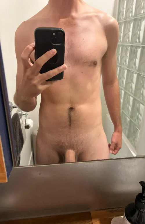 23M4F looking for cute Asian girls Thumbnail