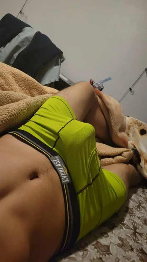 [27] - What color is your underwear? - M4F Thumbnail