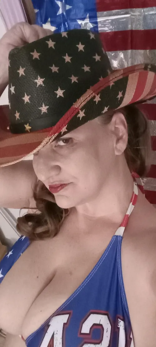 [50] female Thumbnail