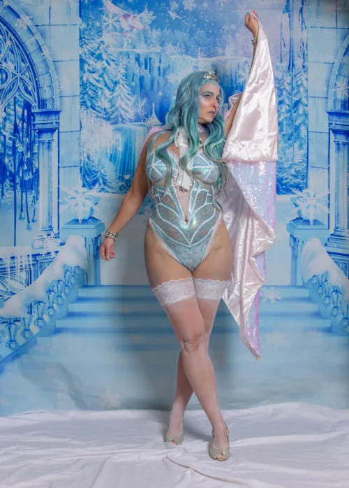 A winter themed body painting! Thumbnail