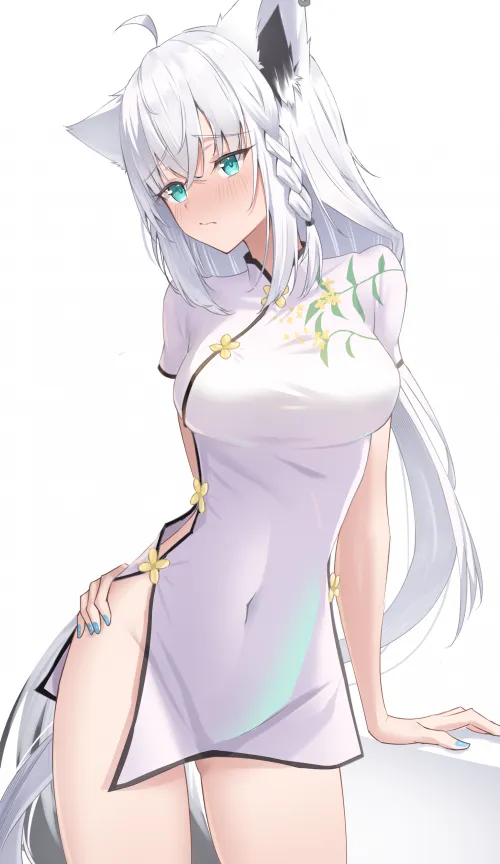 Beauty in white Thumbnail