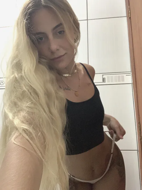 bite it smack it make it yours Thumbnail