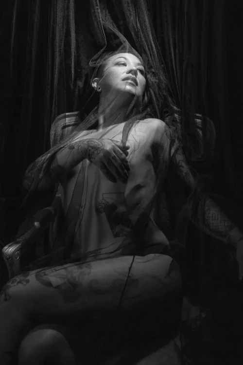 Black Tulle Thumbnail