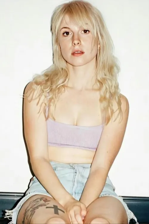 Blonde and innocent Thumbnail