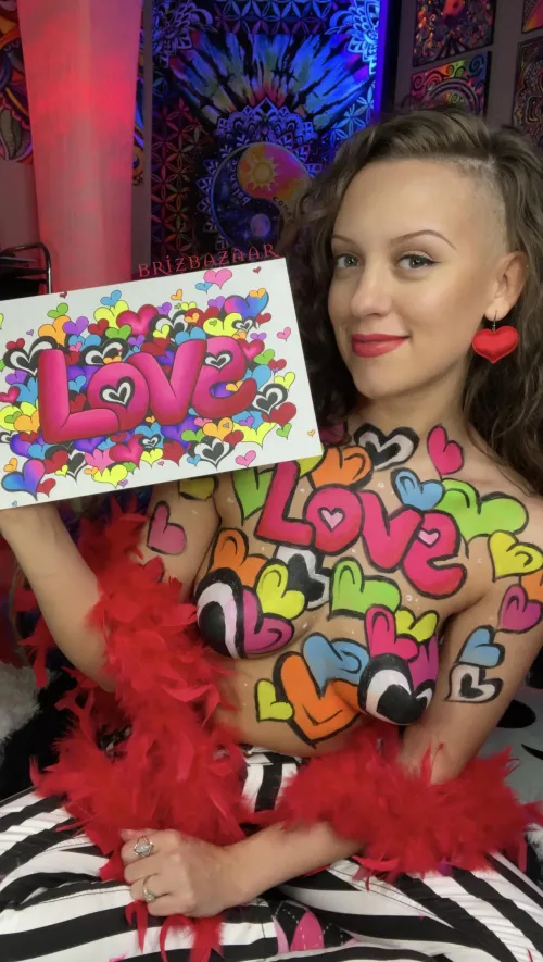 Body painting in did inspired by my artwork! The hearts were so fun to create Thumbnail