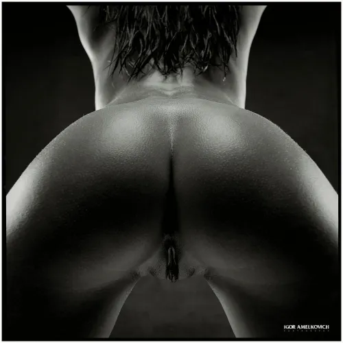 by Igor Amelkovich Thumbnail