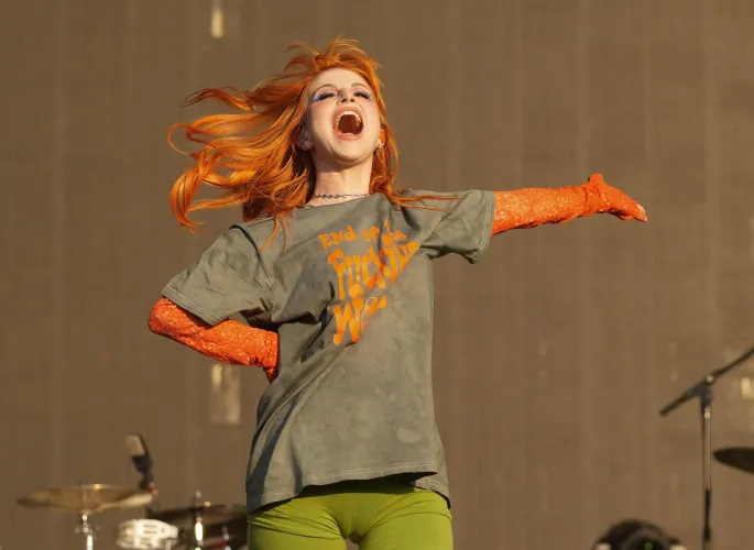 Cameltoe in high definition Thumbnail