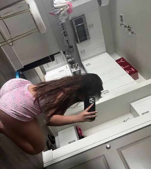 can a doll this thick be your addiction? Thumbnail