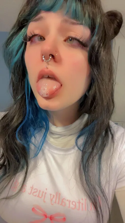 Can I make out with the tip? Thumbnail