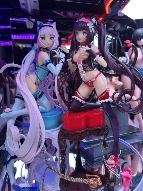 Chocolate and Vanilla. Thumbnail