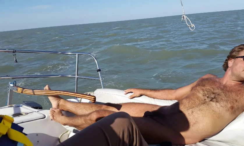 CMNM. Steering the boat with my foot. Thumbnail
