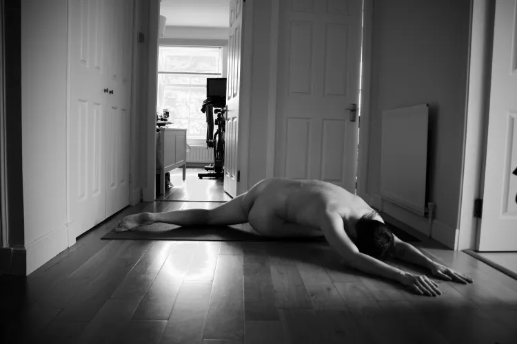 Deer twist fold position Thumbnail