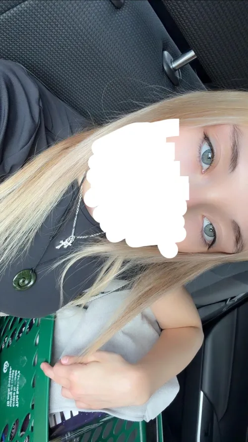 Do I look Italian and kiwi bby Thumbnail