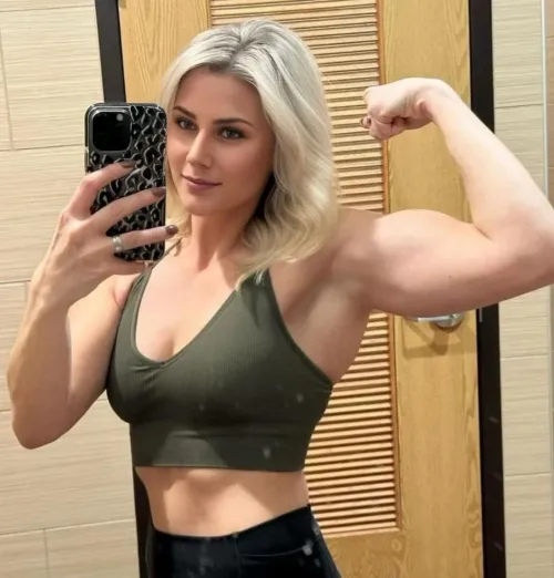 Do I look sexy enough? Thumbnail