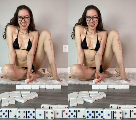 Eight differences to “spot” (pun intended). Photo and edit by me. Thumbnail