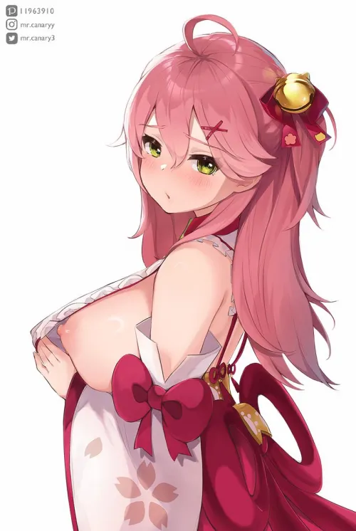 Elite side boobs Thumbnail