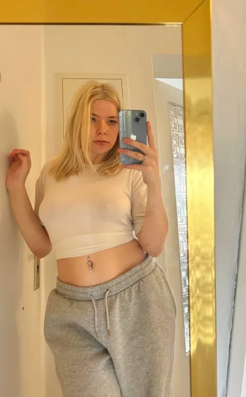 (F18) Was würdest du machen wenn du mich so in der Uni sehen würdest? 🤭 Thumbnail