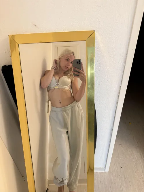 (F18) Wie war heute dein Donnerstag, hast du heute schon was spannendes erlebt? :) Thumbnail