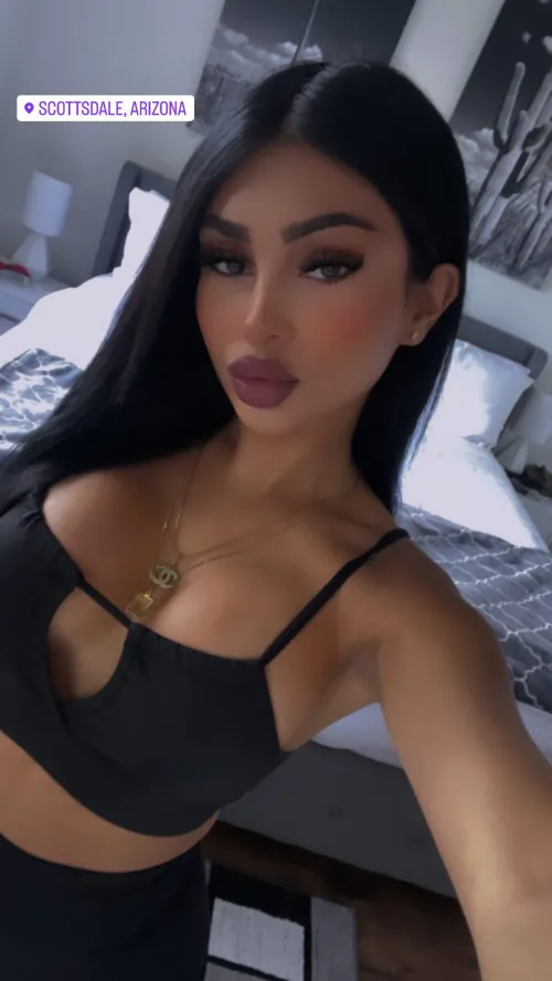 Feeling good, looking even better. Thumbnail