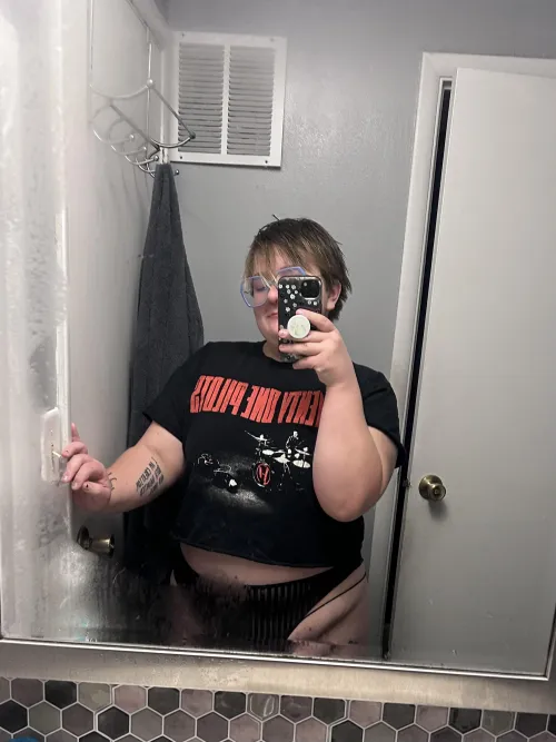 fresh out the shower Thumbnail