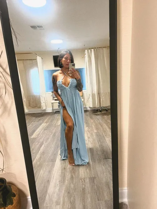 Friday.   I wanna see your best nude of the week. Please 😉 Thumbnail