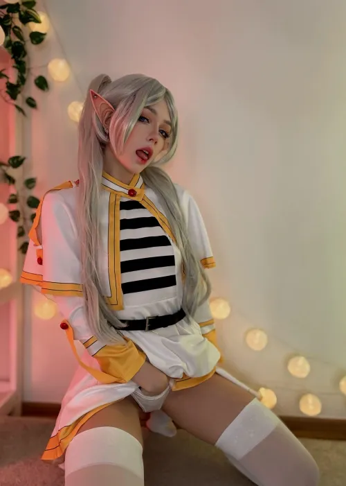 Frieren by moonrose14 Thumbnail