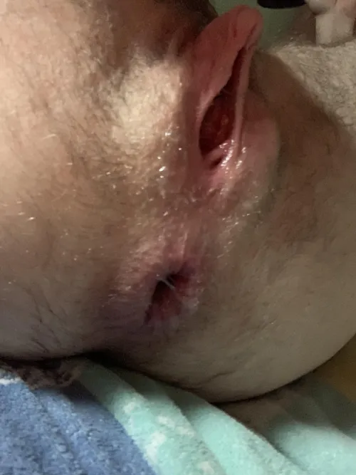 Gaping for daddy! Thumbnail