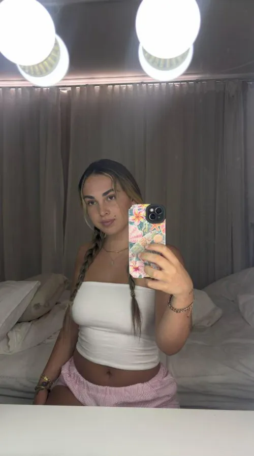 Good hair day, thanks to these braids Thumbnail