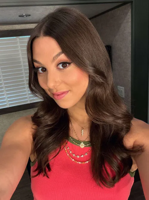 Gorgeous girl Thumbnail