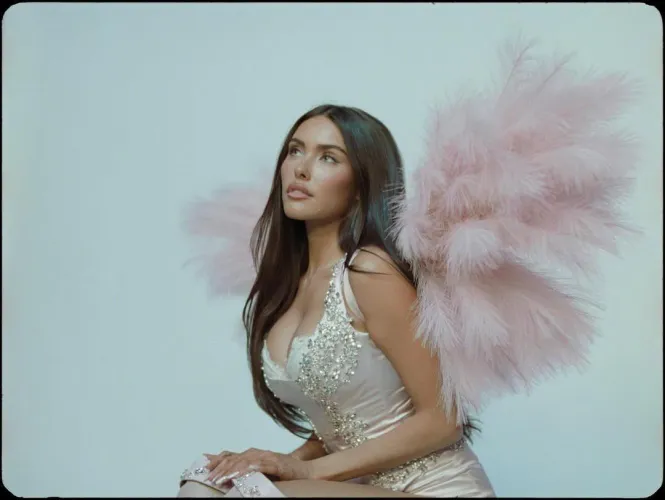 gorgeous goddess! Thumbnail