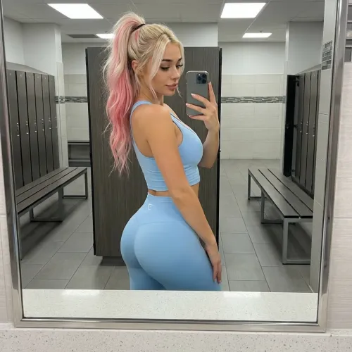 gymshark booty ready to be clapped Thumbnail
