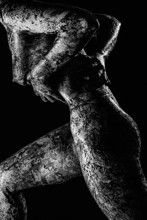 H U N G E R Thumbnail