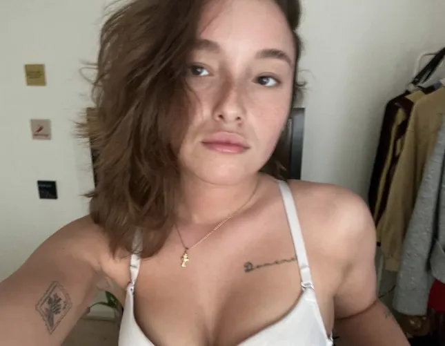 hade du sprutat över mitt oskyldiga ansikte?? Thumbnail