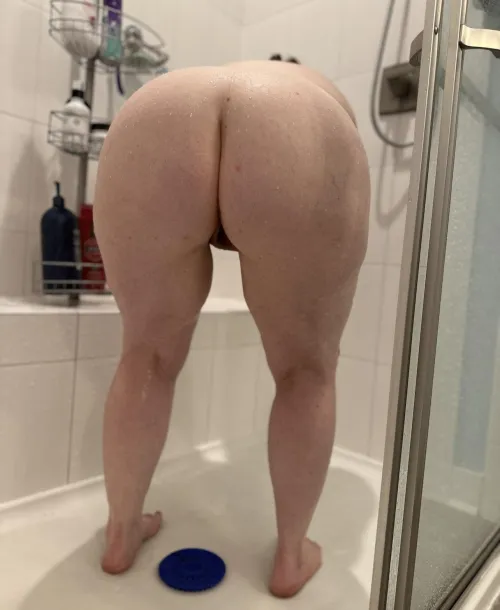 Happy MILF Monday Hips Thumbnail