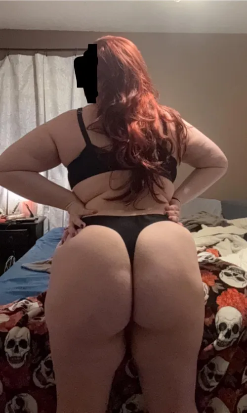 Happy Thong Thursday Thumbnail