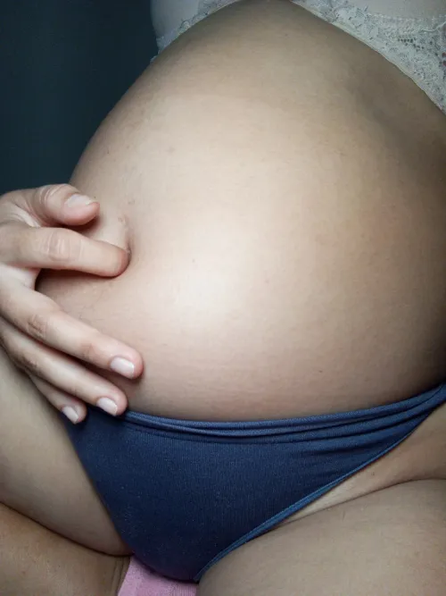 Hello, would you like to fill me up? Thumbnail