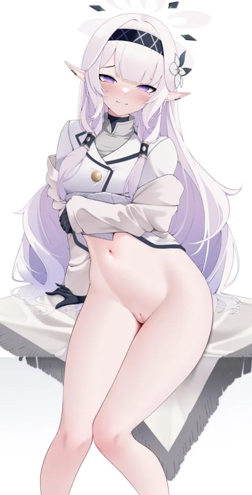 Himari has a sweet innie Thumbnail