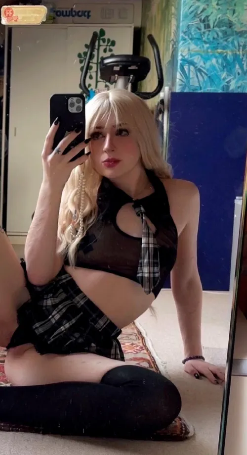 Horny 19yo with a tight lil frame, ready for anythin. Wanna make it hot? Thumbnail