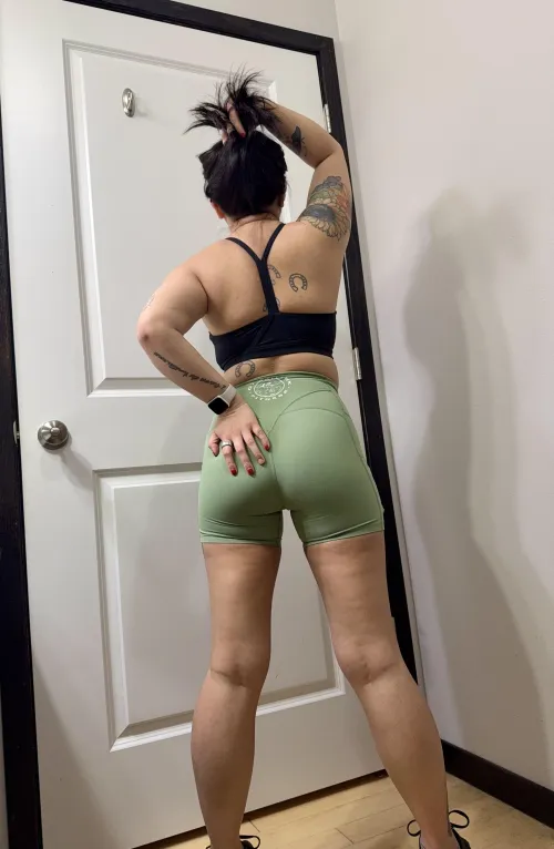 I don’t normally wear underwear with my workout clothing 🤭 Thumbnail