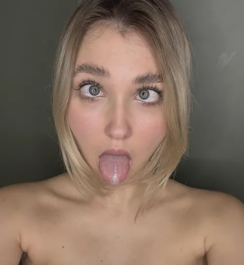 i hope i was able to make an ahegao Thumbnail