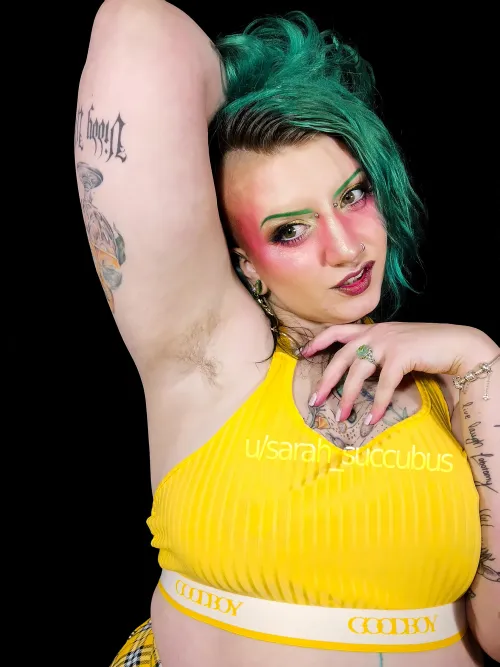 I need a tongue bath after my [p]hoto shoot! Thumbnail