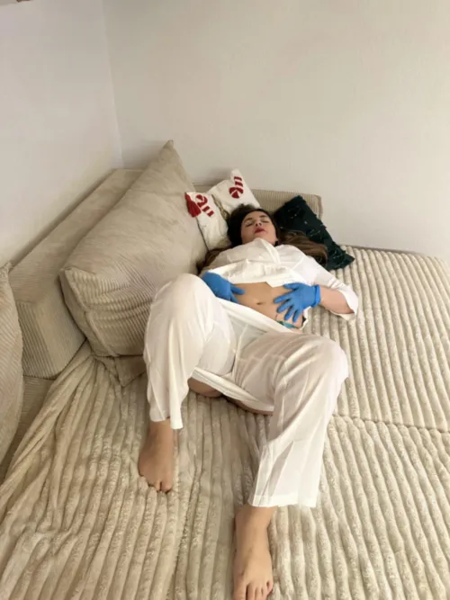 I pull my blouse open… and I can already see your head spin Thumbnail