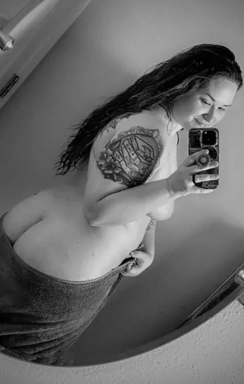 I think I’m doing this toga thing wrong. Thumbnail