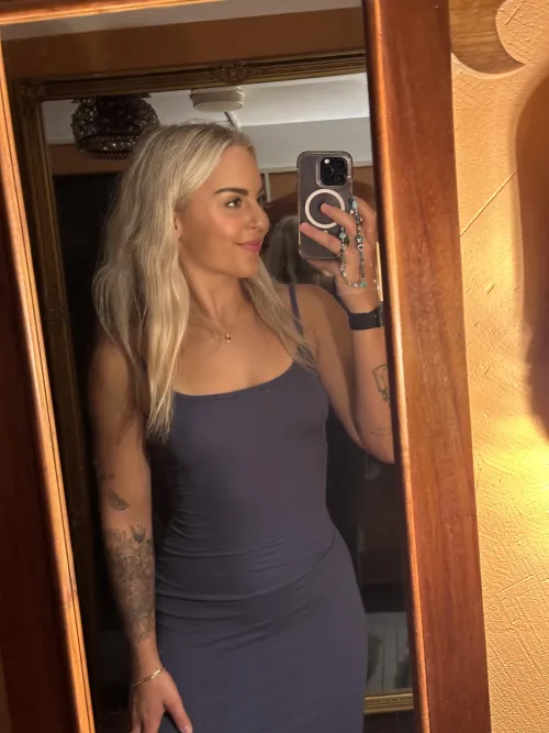 If i send you nonstop nude pics, will you jerk off on me? Thumbnail