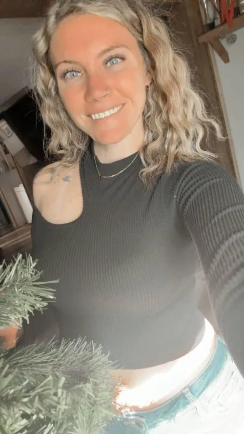 if you want me to get wild, show me the hard thing you had Thumbnail