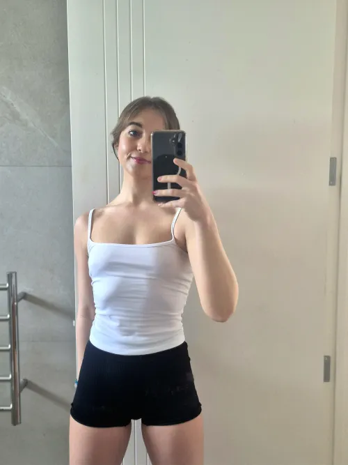 I'm off to go and do 2 hours on the stairmaster, I want to look fit in my nudes!! Thumbnail