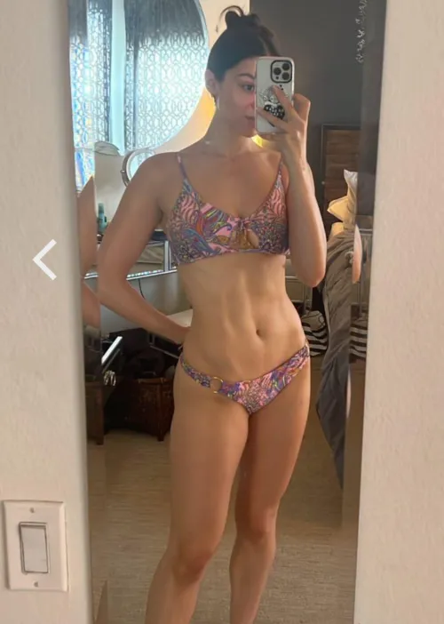 Incredible abs Thumbnail